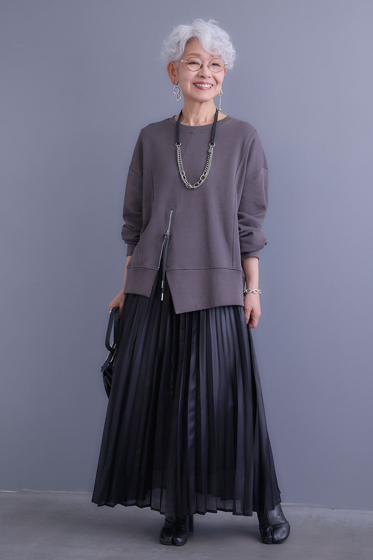 予約】ZIPデザインアシンメトリープルオーバー – AIJAN