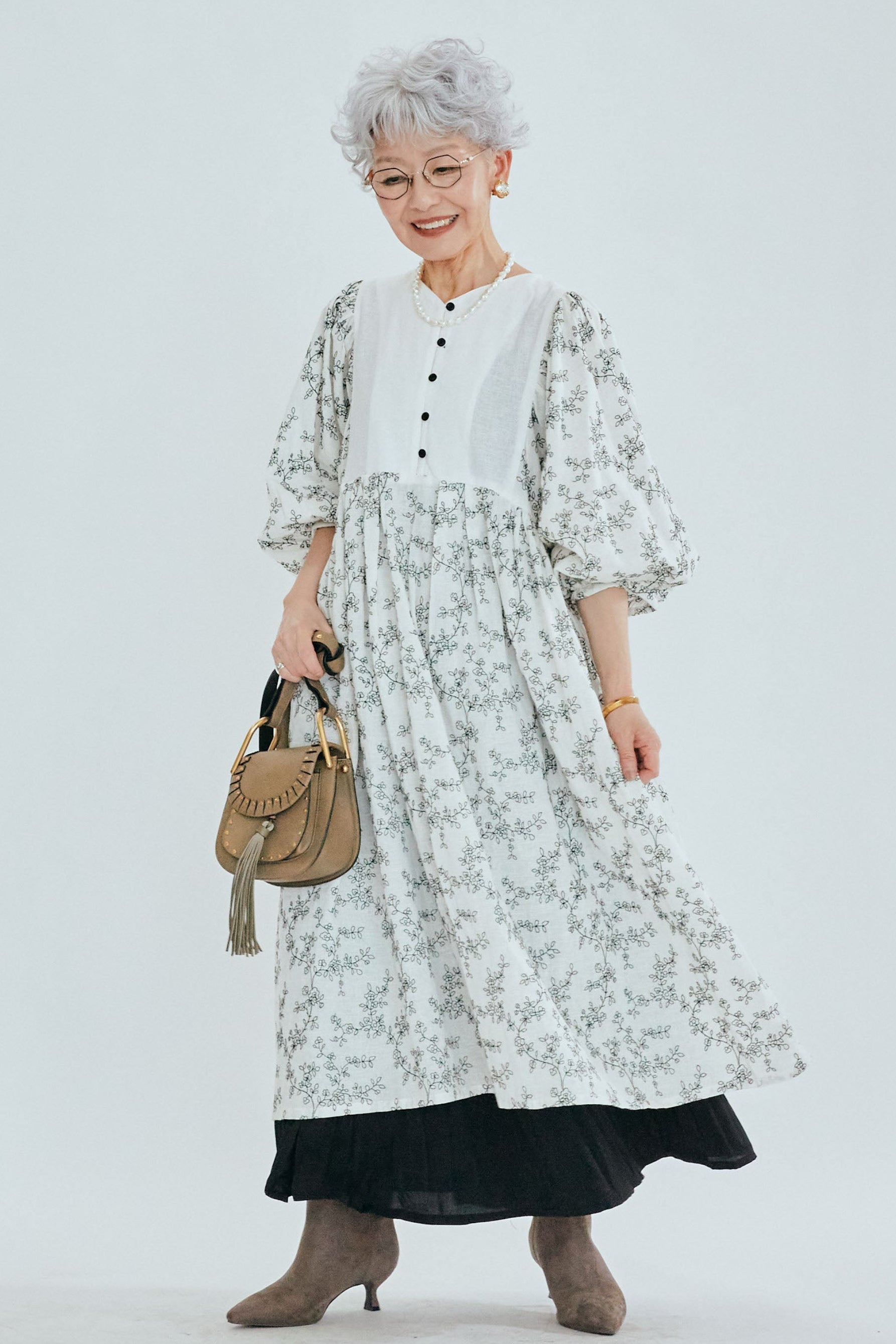 【BLUGIRL 】花柄ワンピース　新品 大きいサイズ レディース 総柄ワンピース ワイドワンピ マキシ丈 半袖