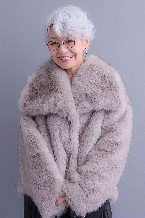 予約】オーバーカラーファーコート – AIJAN