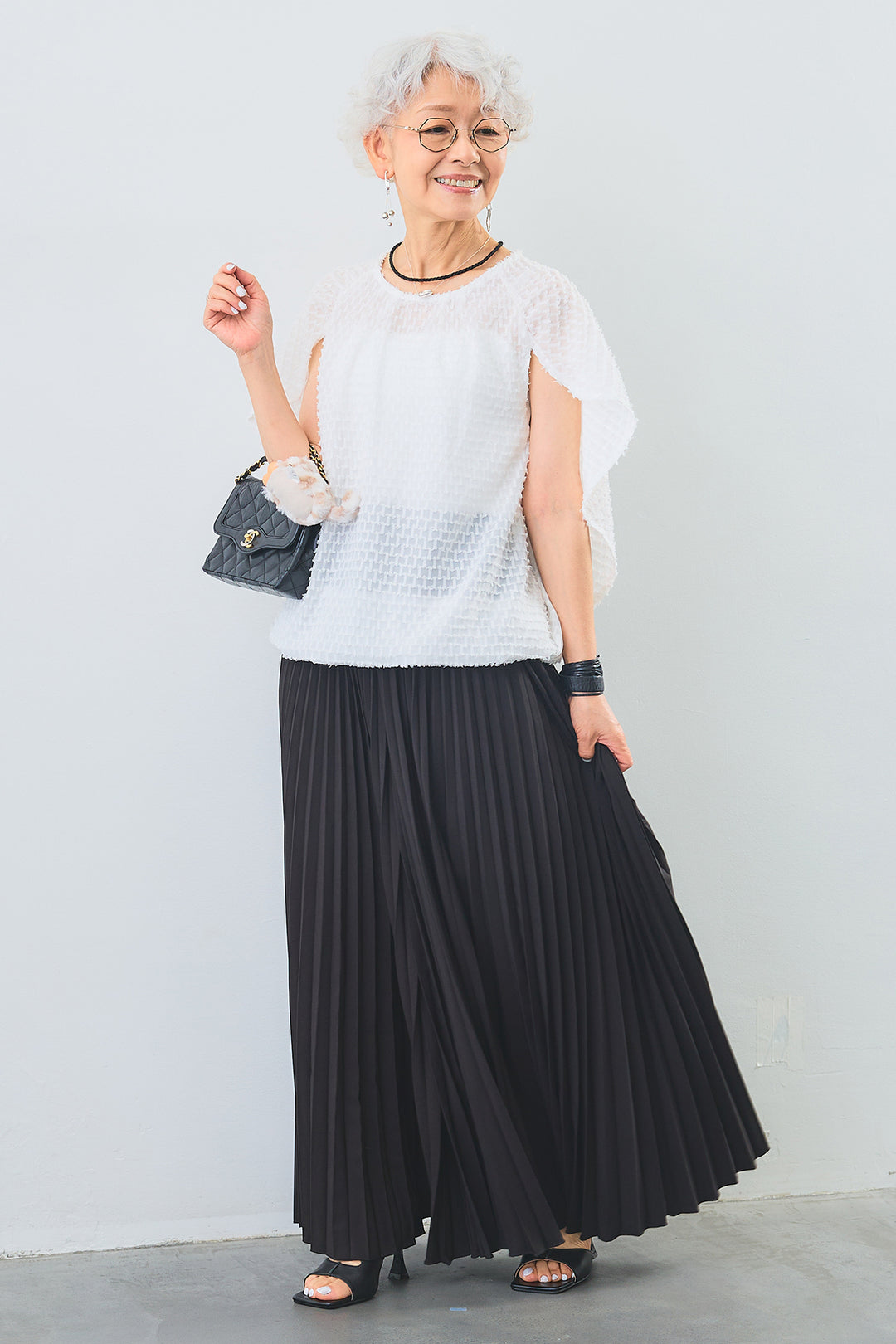【SET】ダブルストラップカップ付きキャミ+ケープシルエットシアーブラウス+プリーツフレアパンツ(3set)