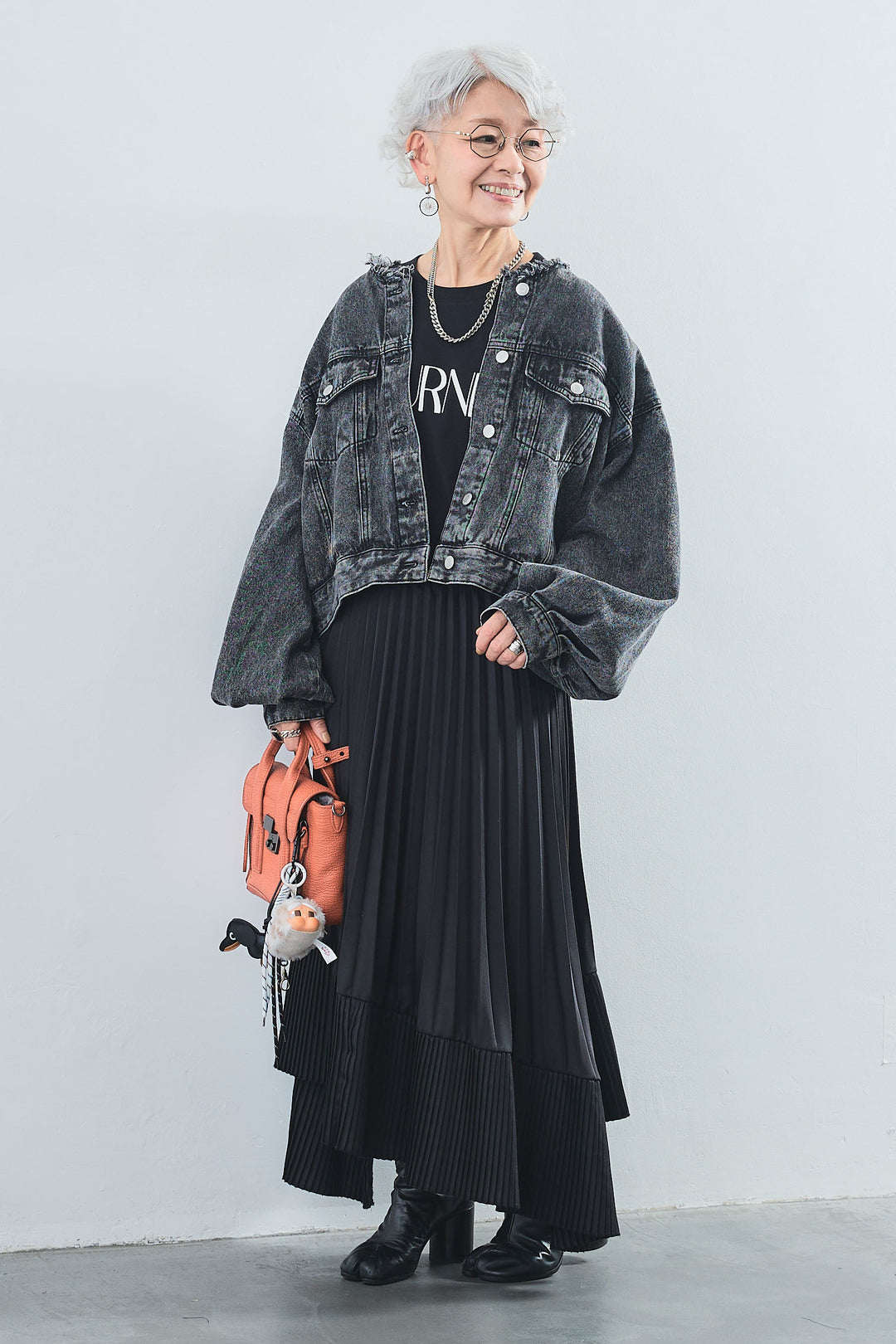 【SET】"JOURNÉE"フロッキーロゴフレンチスリーブT+ボリュームスリーブノーカラーデニムジャケット+アシンメトリープリーツスカート(3set)