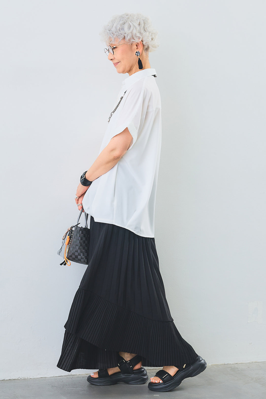 【SET】タックインデザインスキッパーシャツ+アシンメトリーラッフルプリーツスカート(2set)