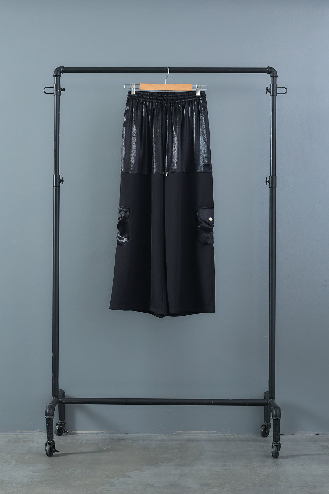 【SET】アシンメトリーオーバーニット+パテントデザインワイドパンツ(2set)