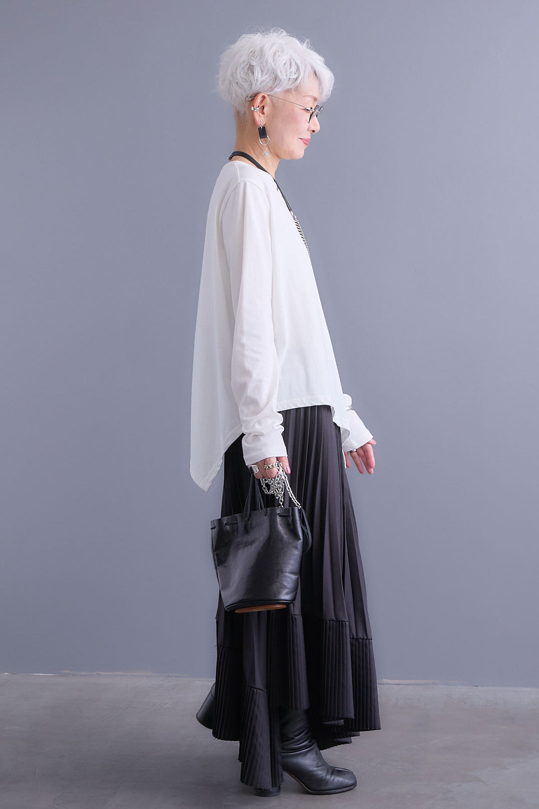 【SET】アシンメトリーロンT+アシンメトリープリーツスカート(2set)