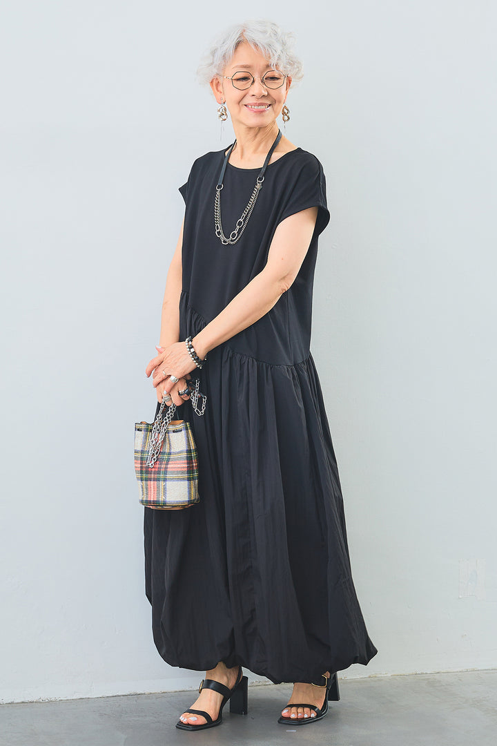 【予約】アシンメトリーフレアバルーンシルエットワンピース