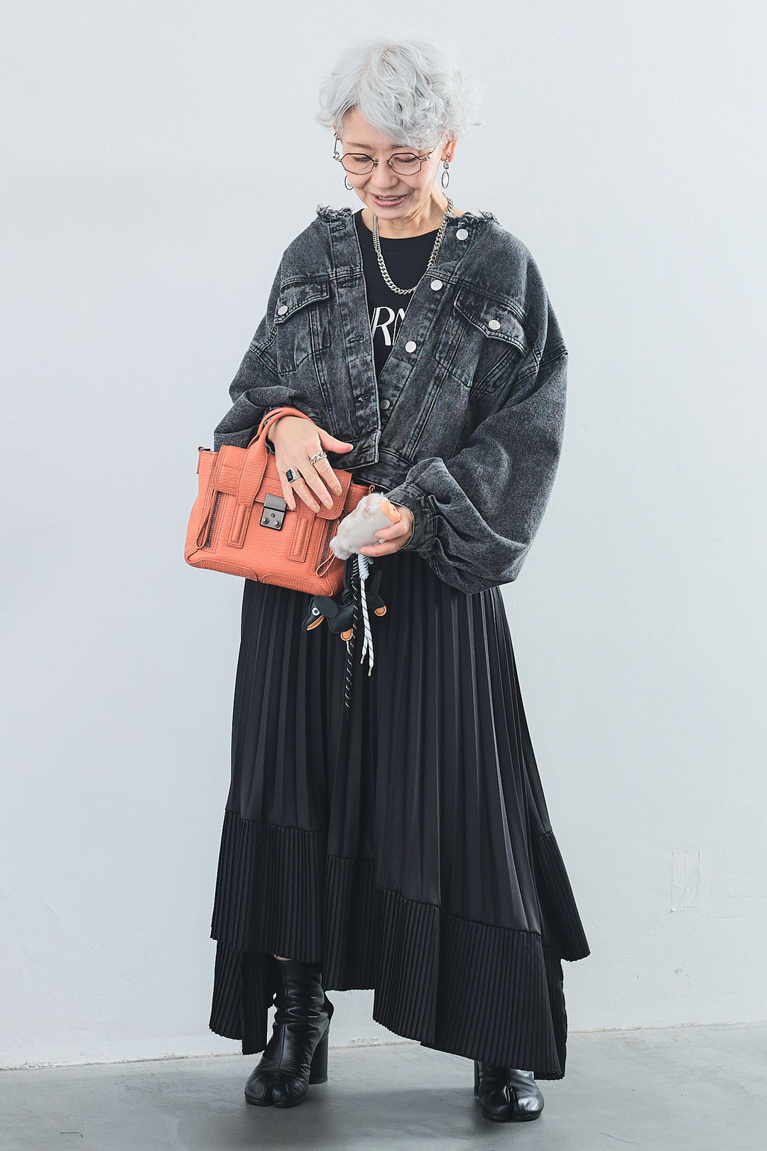【SET】"JOURNÉE"フロッキーロゴフレンチスリーブT+ボリュームスリーブノーカラーデニムジャケット+アシンメトリープリーツスカート(3set)