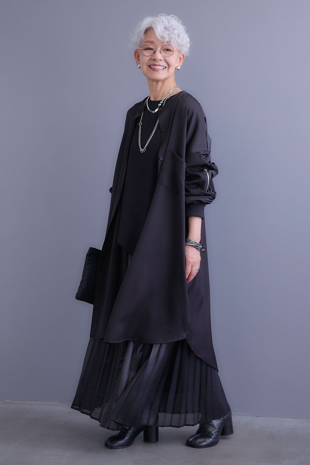 【SET】アシンメトリーロンT+MA-1ドッキングデザインロングシャツ+レザーライクプリーツスカート(3set)