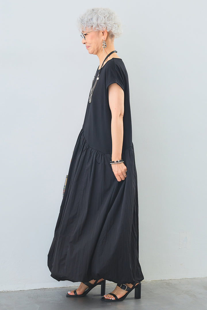 【予約】アシンメトリーフレアバルーンシルエットワンピース