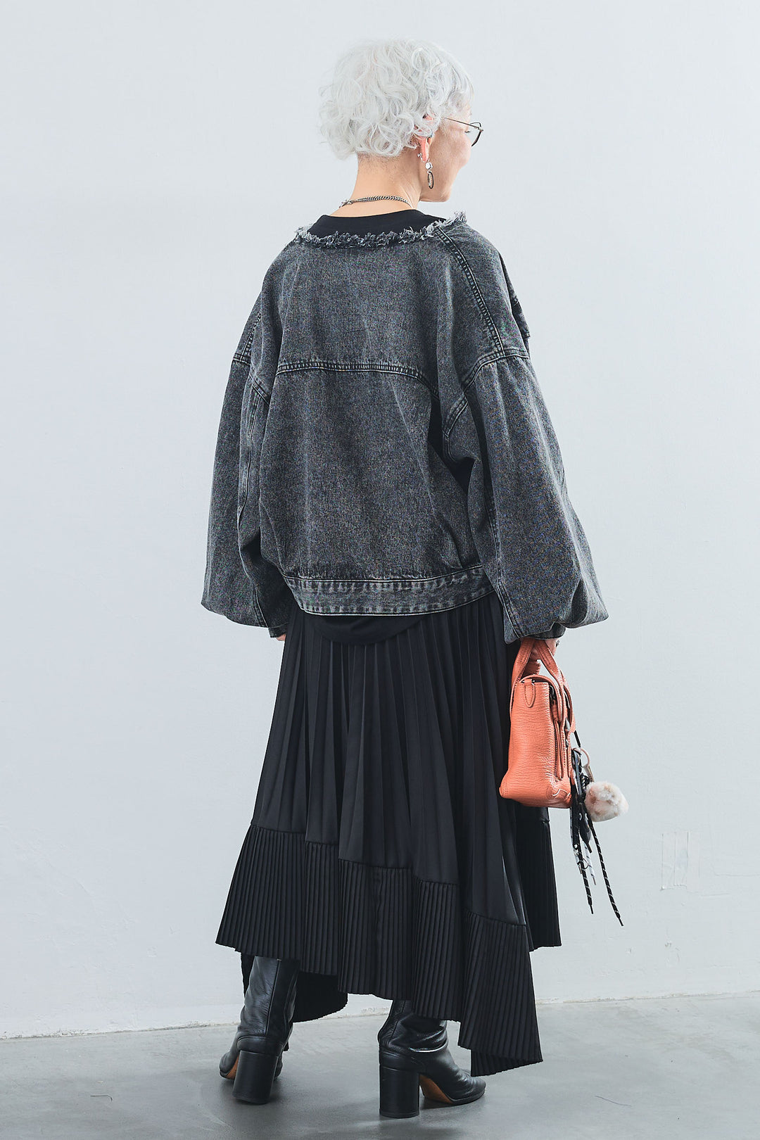 【SET】"JOURNÉE"フロッキーロゴフレンチスリーブT+ボリュームスリーブノーカラーデニムジャケット+アシンメトリープリーツスカート(3set)