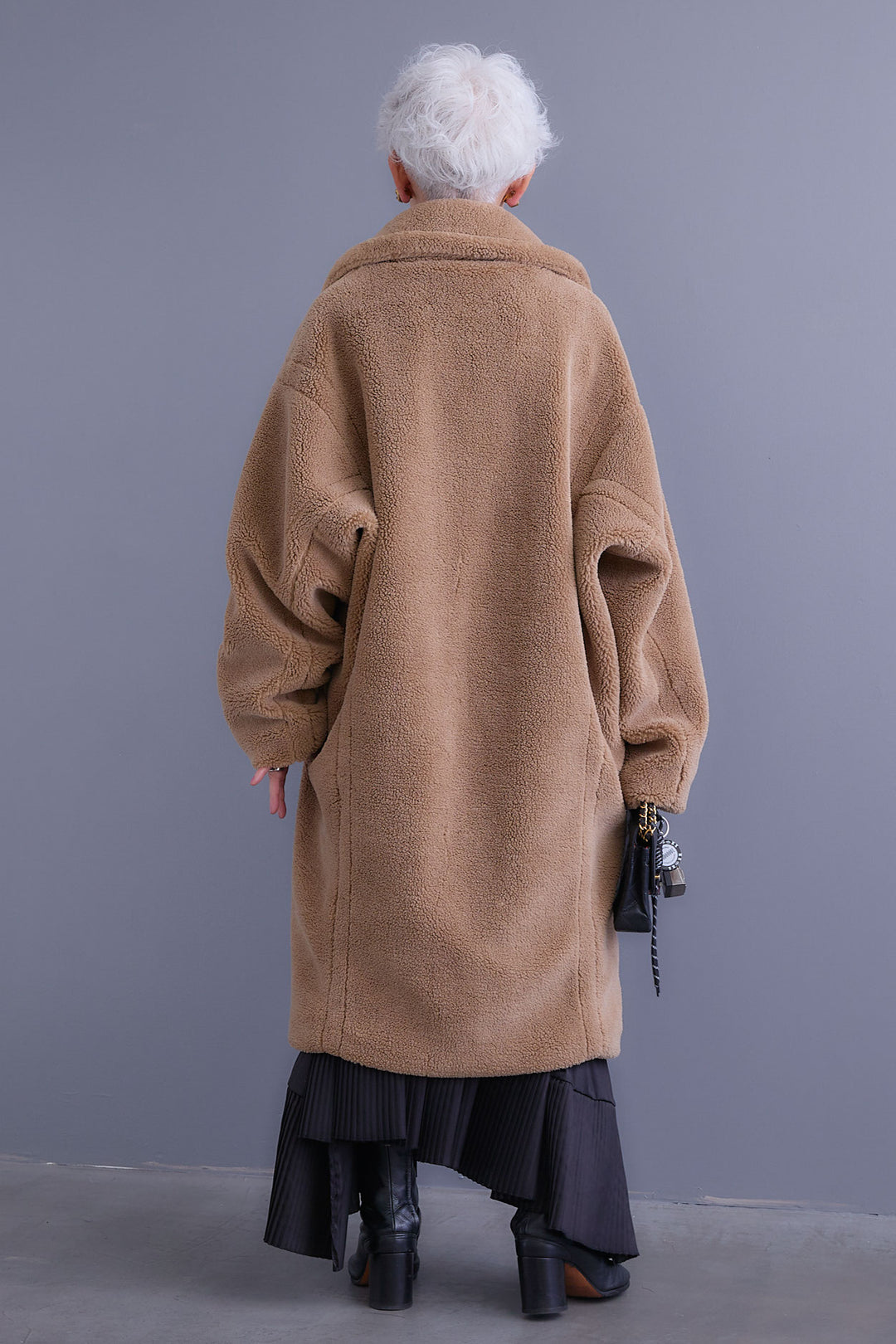 【SET】アシンメトリーロンT+テディボアロングコート+アシンメトリープリーツスカート(3set)