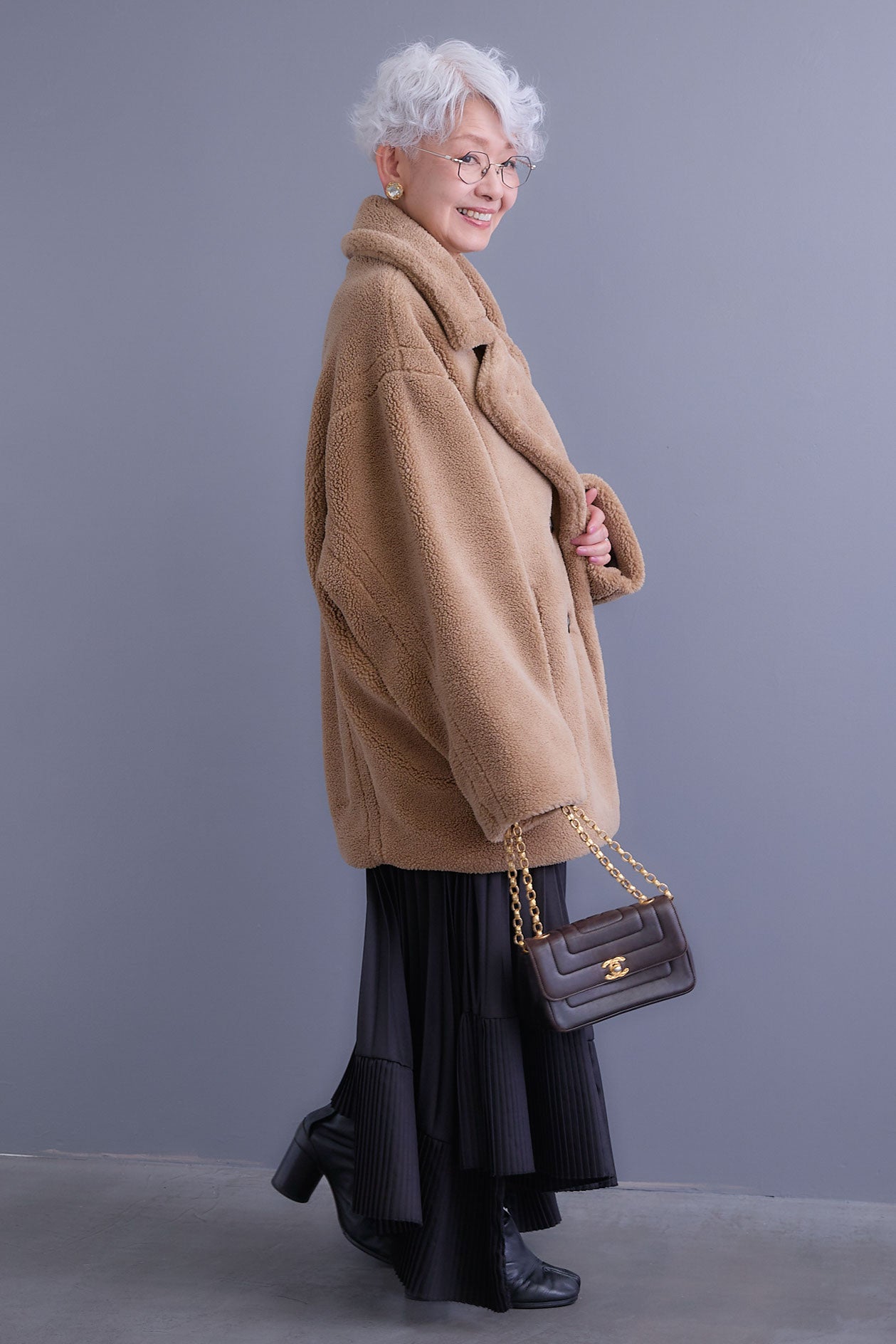 未使用品 ORBボタン裏地 アシンメトリー ジャケット& 変形 スカートスーツ アウトレット]ウールモヘアスーツ（ORIHICA LUXE） 無地 3つ