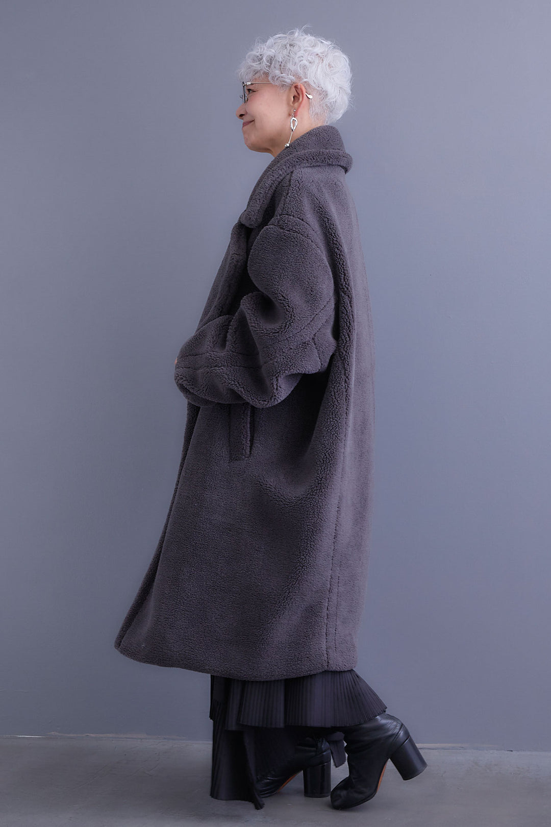 【SET】アシンメトリーロンT+テディボアロングコート+アシンメトリープリーツスカート(3set)