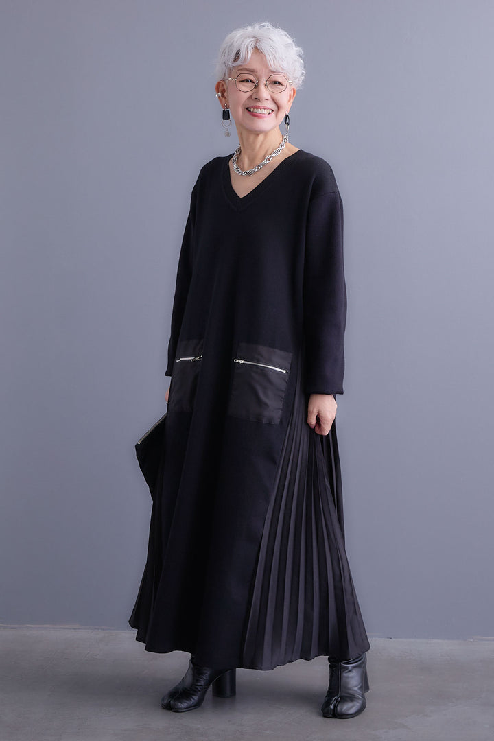 【予約】ZIPポケットサイドプリーツニットワンピース