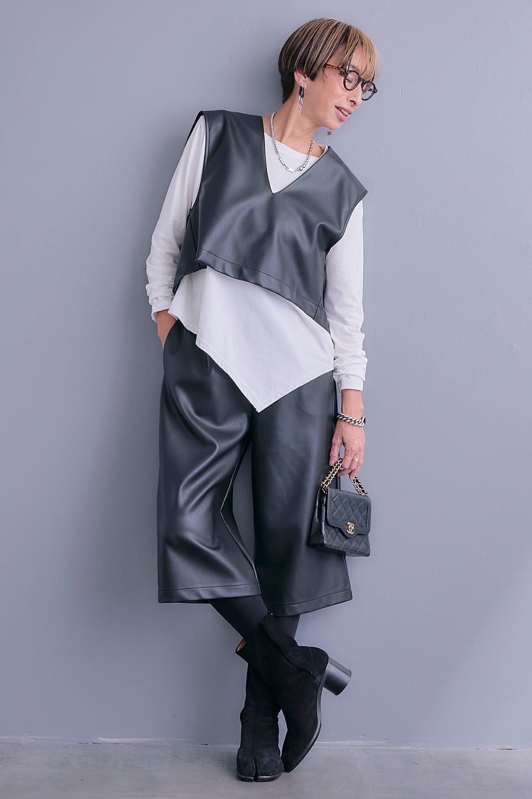 【予約】エコレザーバックオープンベスト