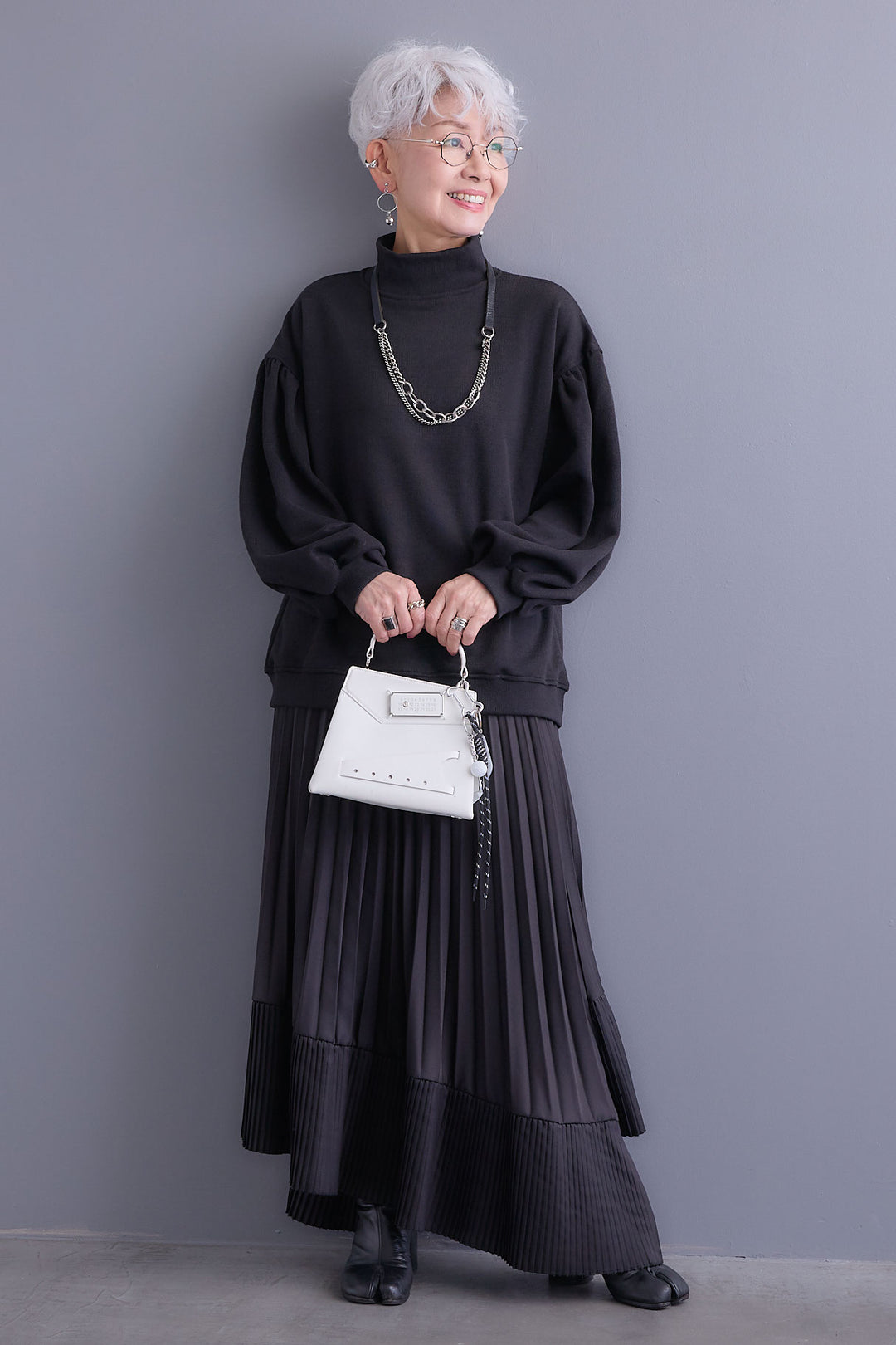 【予約】ボリュームスリーブモックネックプルオーバー