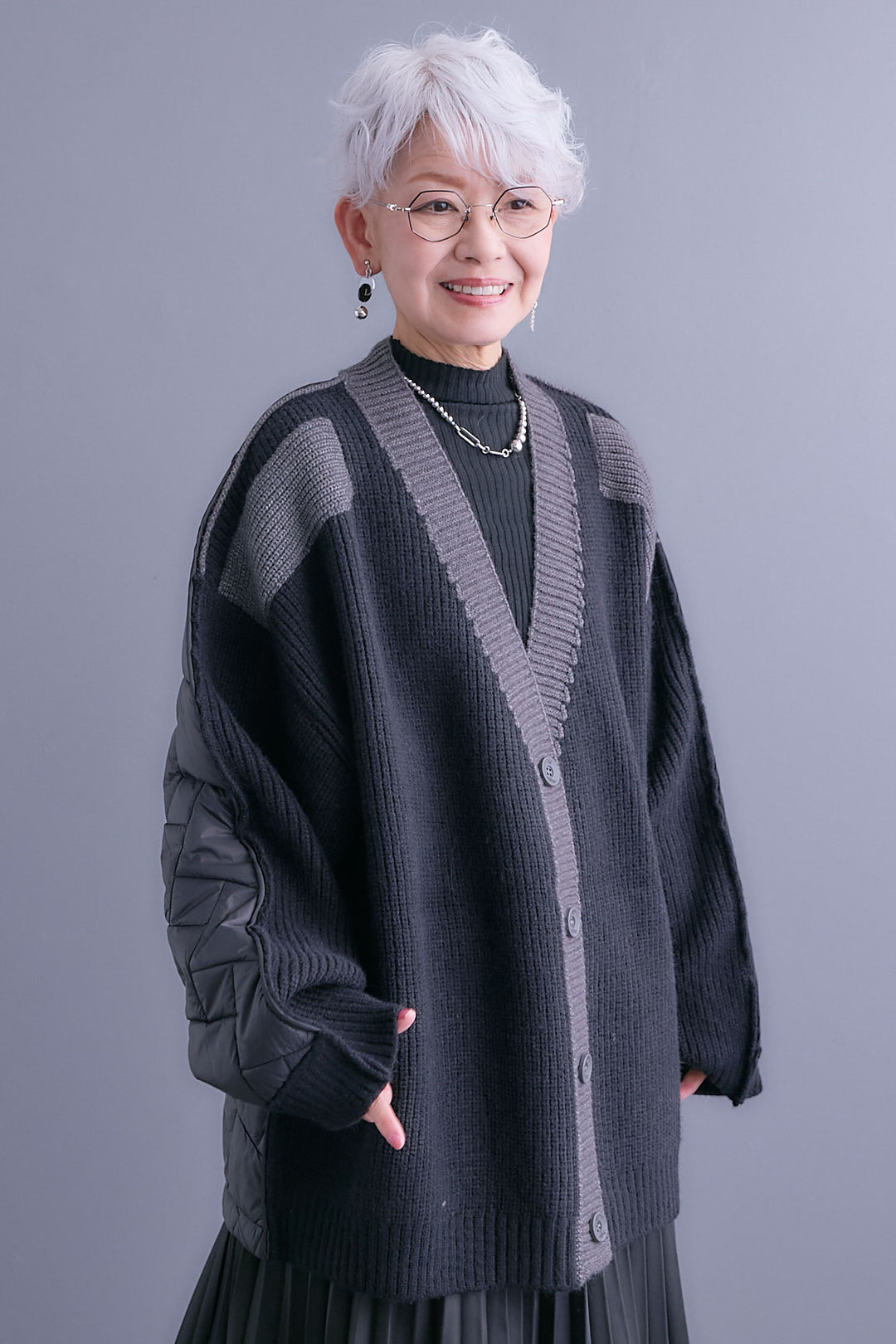 【SET】バックキルティングローゲージニットカーディガン【ストール付き】+アシンメトリープリーツスカート(2set)