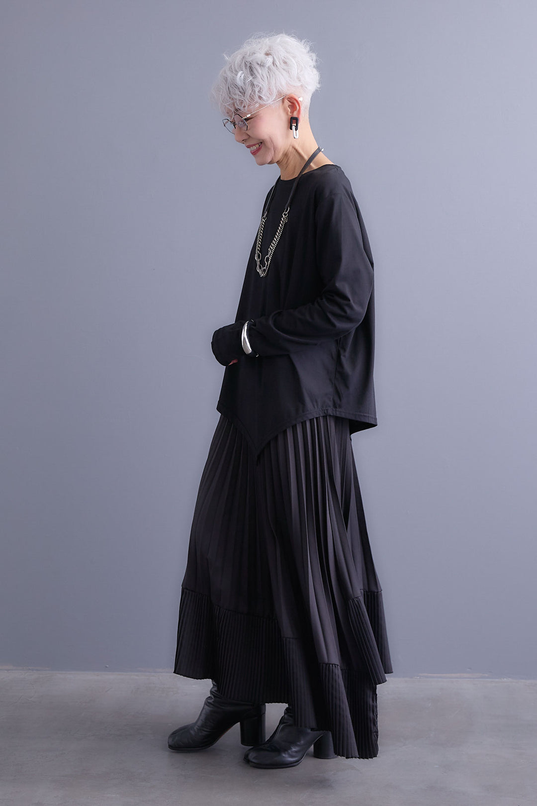 【SET】アシンメトリーロンT+アシンメトリープリーツスカート(2set)