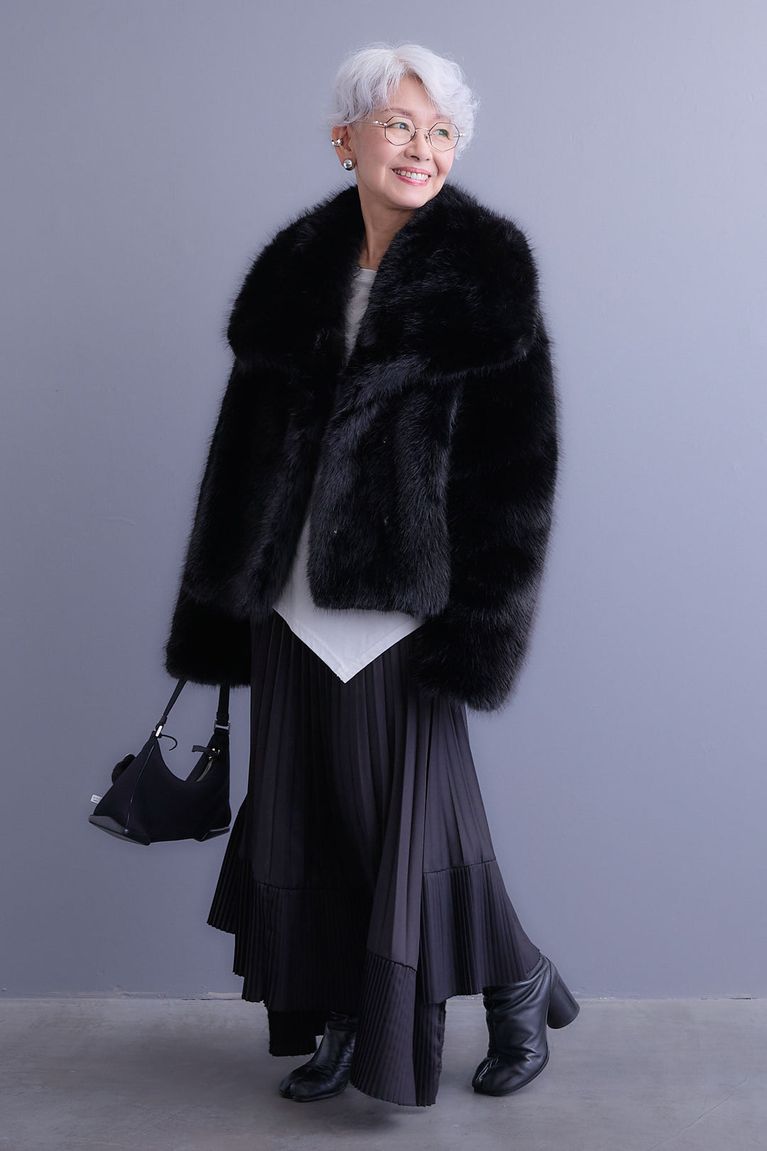 【SET】アシンメトリーロンT+オーバーカラーファーコート+アシンメトリープリーツスカート(3set)