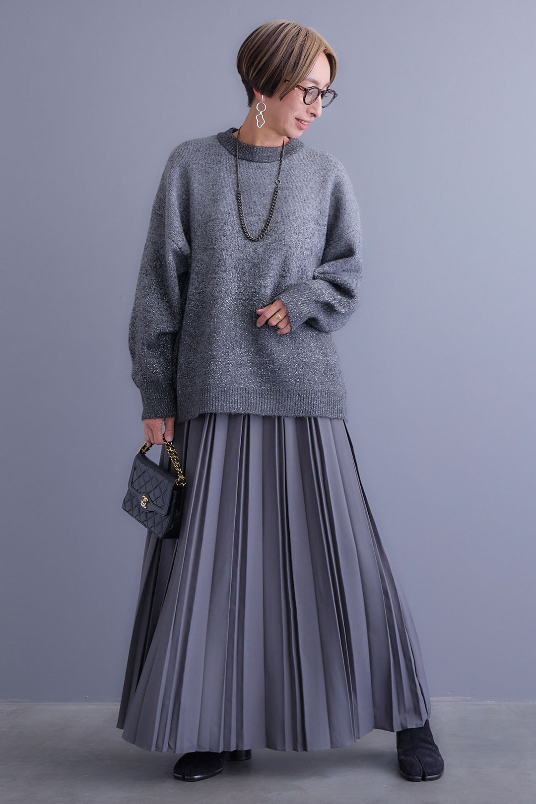 【予約】グラデーションラメクルーネックニット