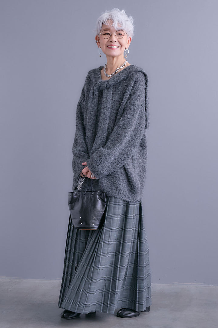 【予約】カーデケープVネックニット