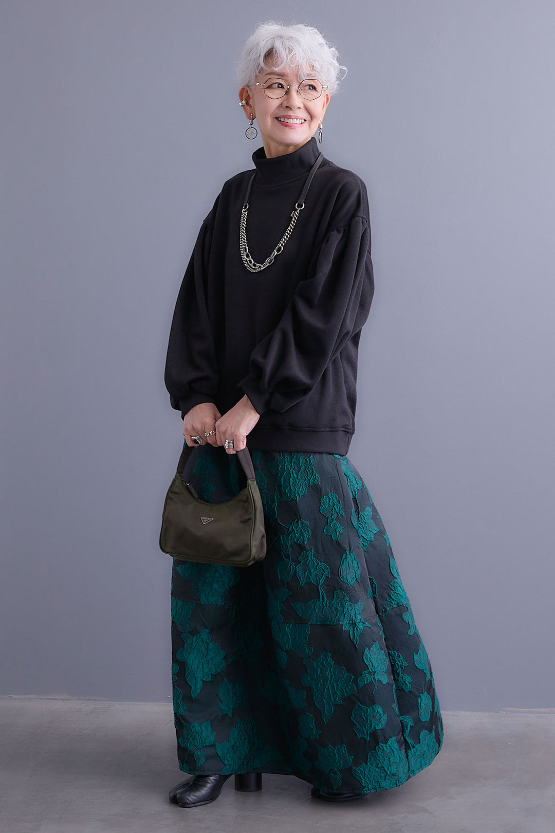 【予約】ボリュームスリーブモックネックプルオーバー