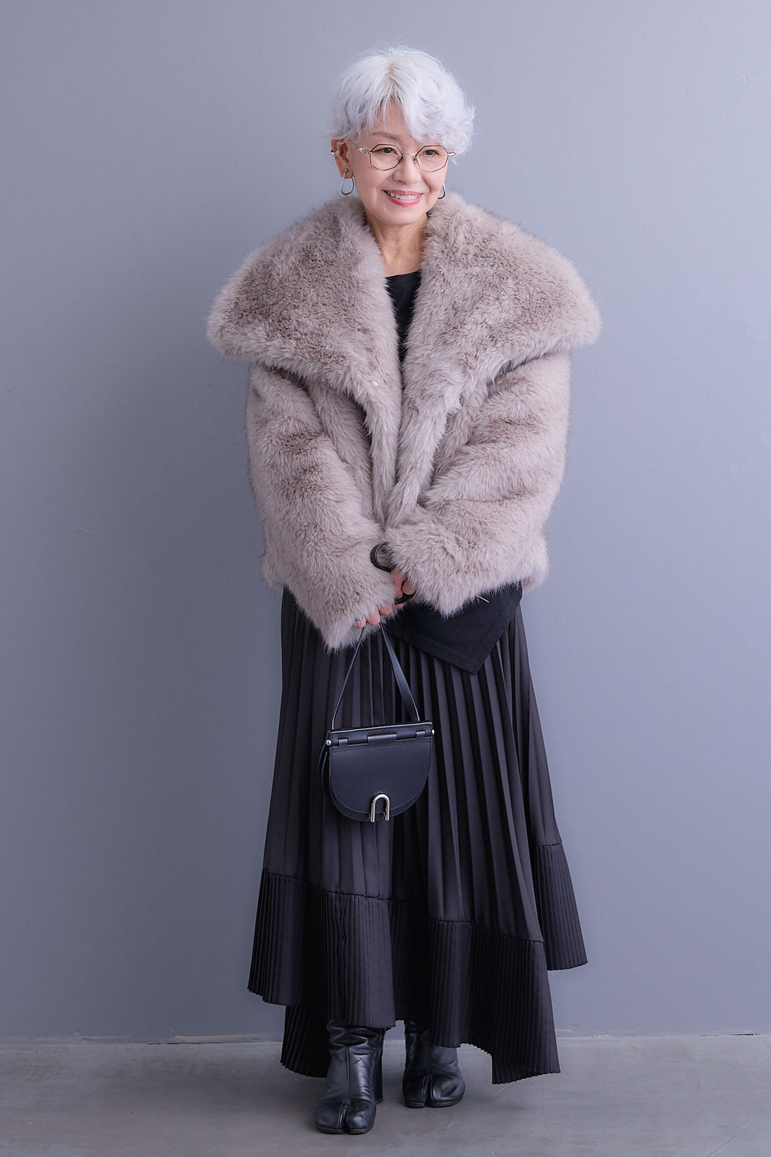 【SET】アシンメトリーロンT+オーバーカラーファーコート+アシンメトリープリーツスカート(3set)