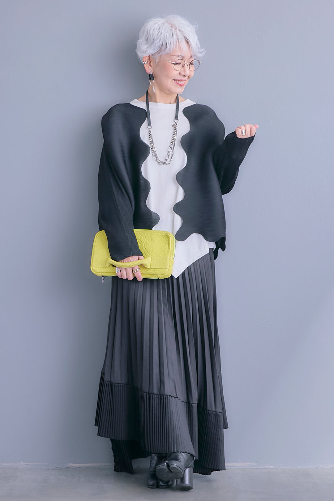 【予約】ウェーブラインプリーツカーディガン