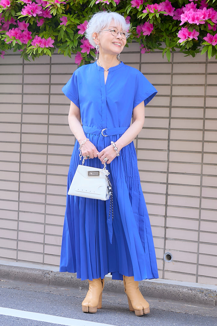 【予約】スキッパーベルテッドプリーツワンピース