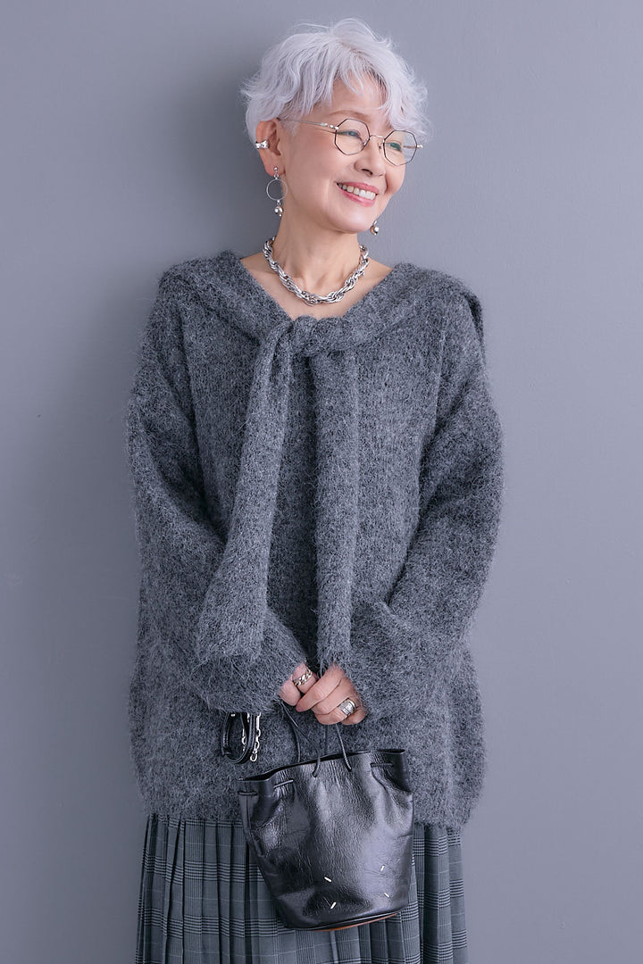 【予約】カーデケープVネックニット