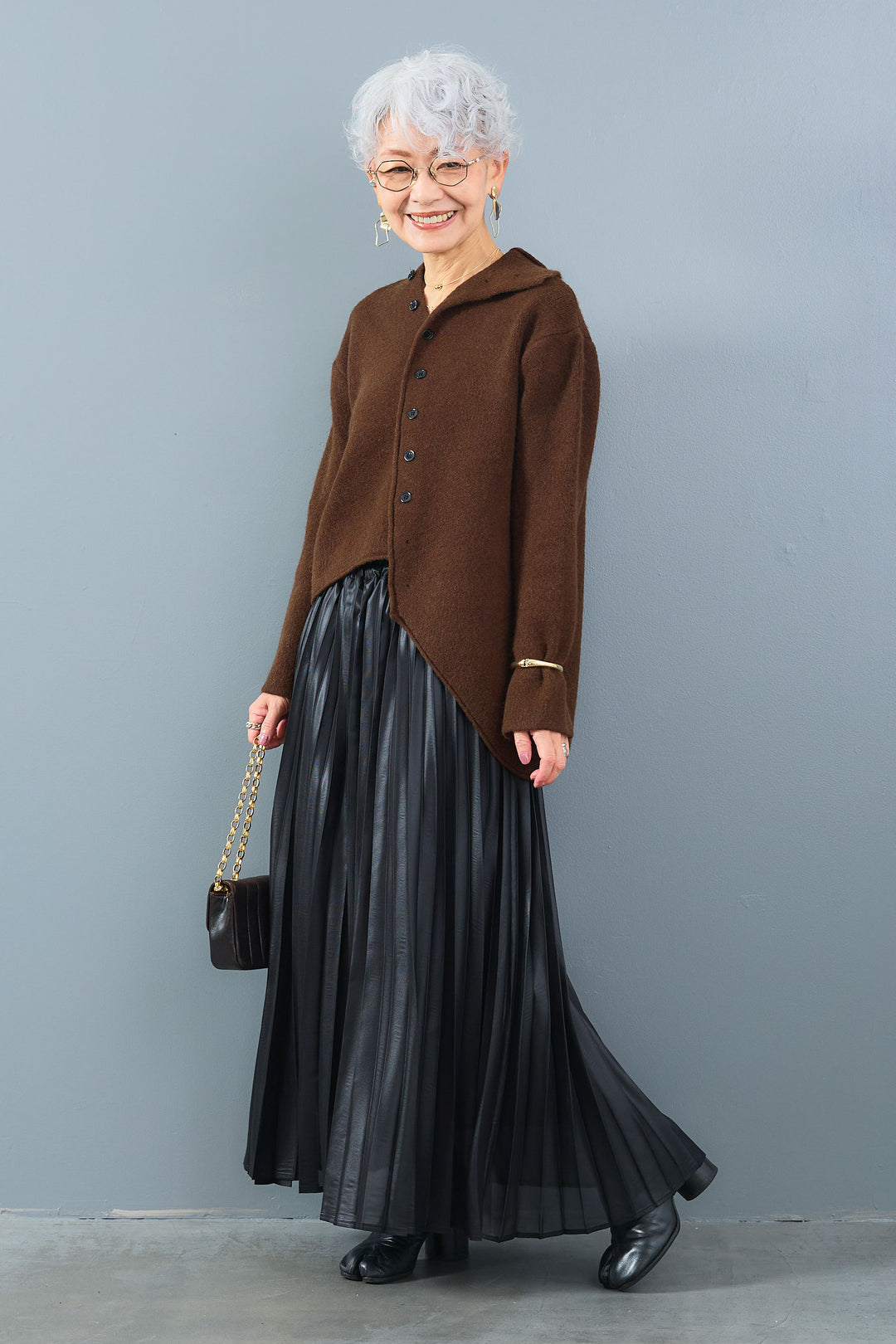 【SET】アシメハイネックボタンニット+レザーライクプリーツスカート(2set)