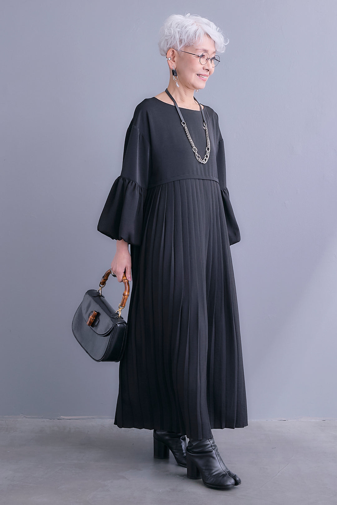 【予約】バルーンスリーブプリーツデザインワンピース