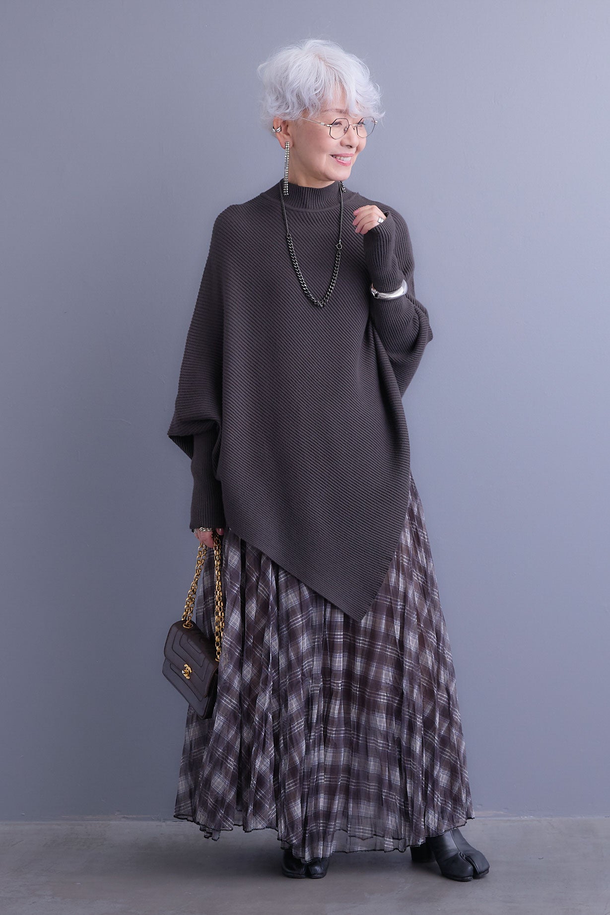 予約】アシンメトリーオーバーニット – AIJAN