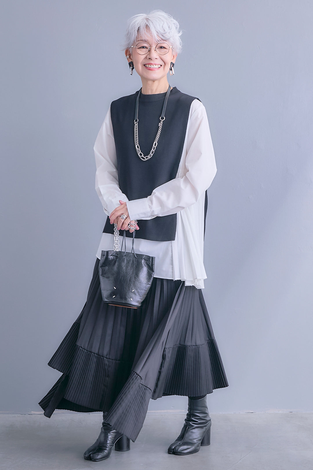 【予約】アシメサイドプリーツブラウス+サイドオープンニットベスト(ベルト付き)