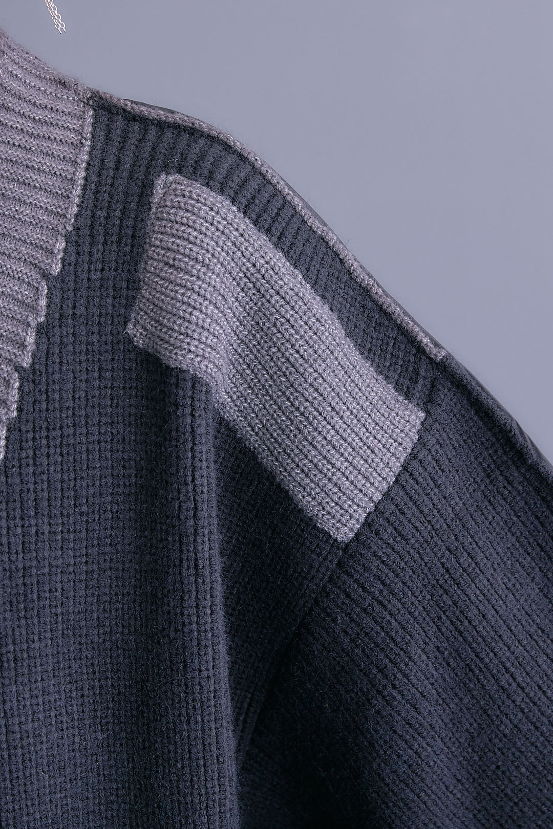 【予約】バックキルティングローゲージニットカーディガン【ストール付き】