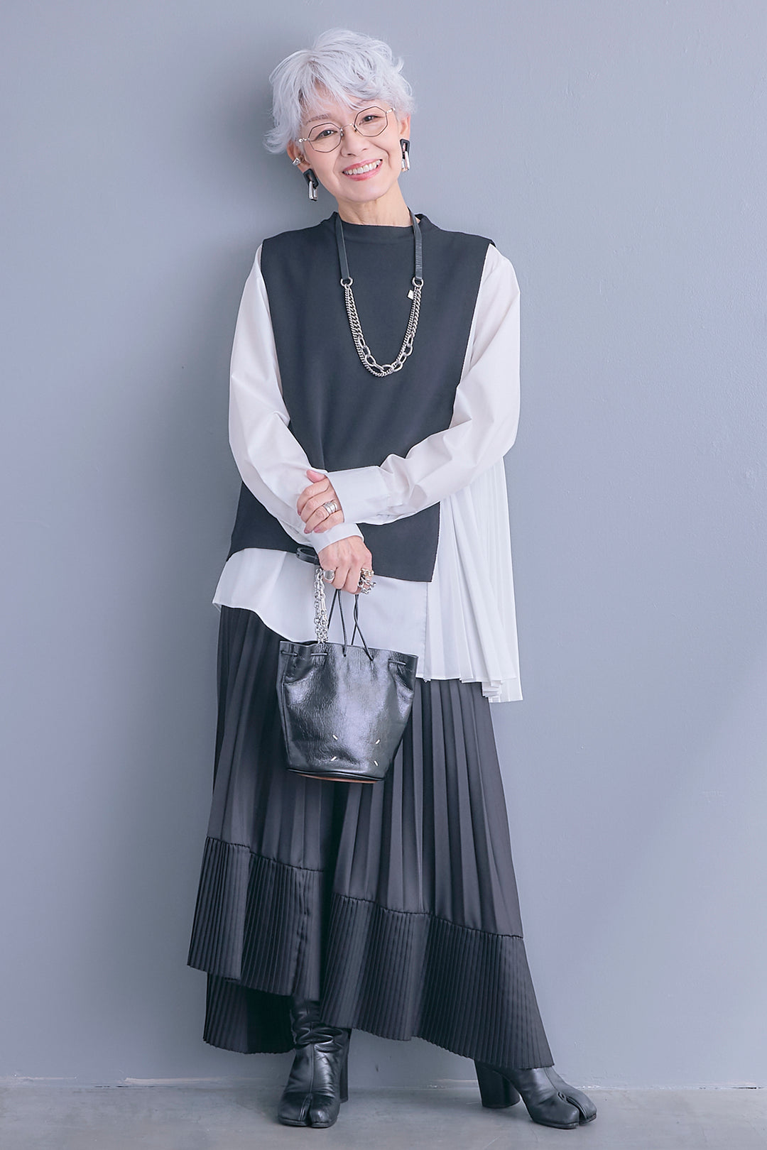 【予約】アシメサイドプリーツブラウス+サイドオープンニットベスト(ベルト付き)