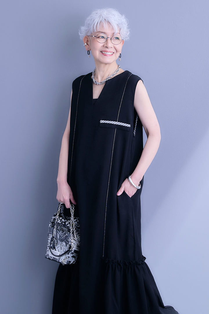 【予約】パイピングデザインスキッパーノースリーブワンピース