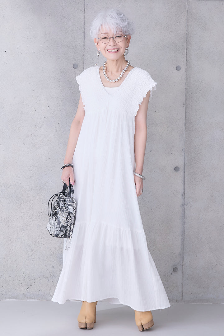 【予約】シャーリングストライプジャガードワンピース