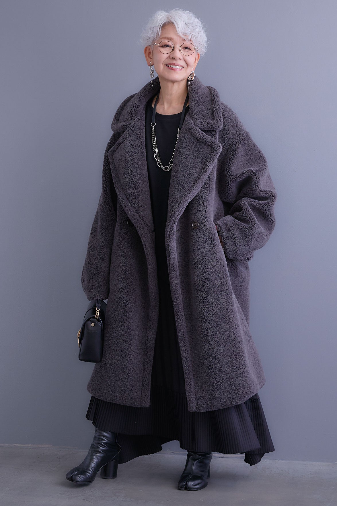 予約】テディボアロングコート – AIJAN