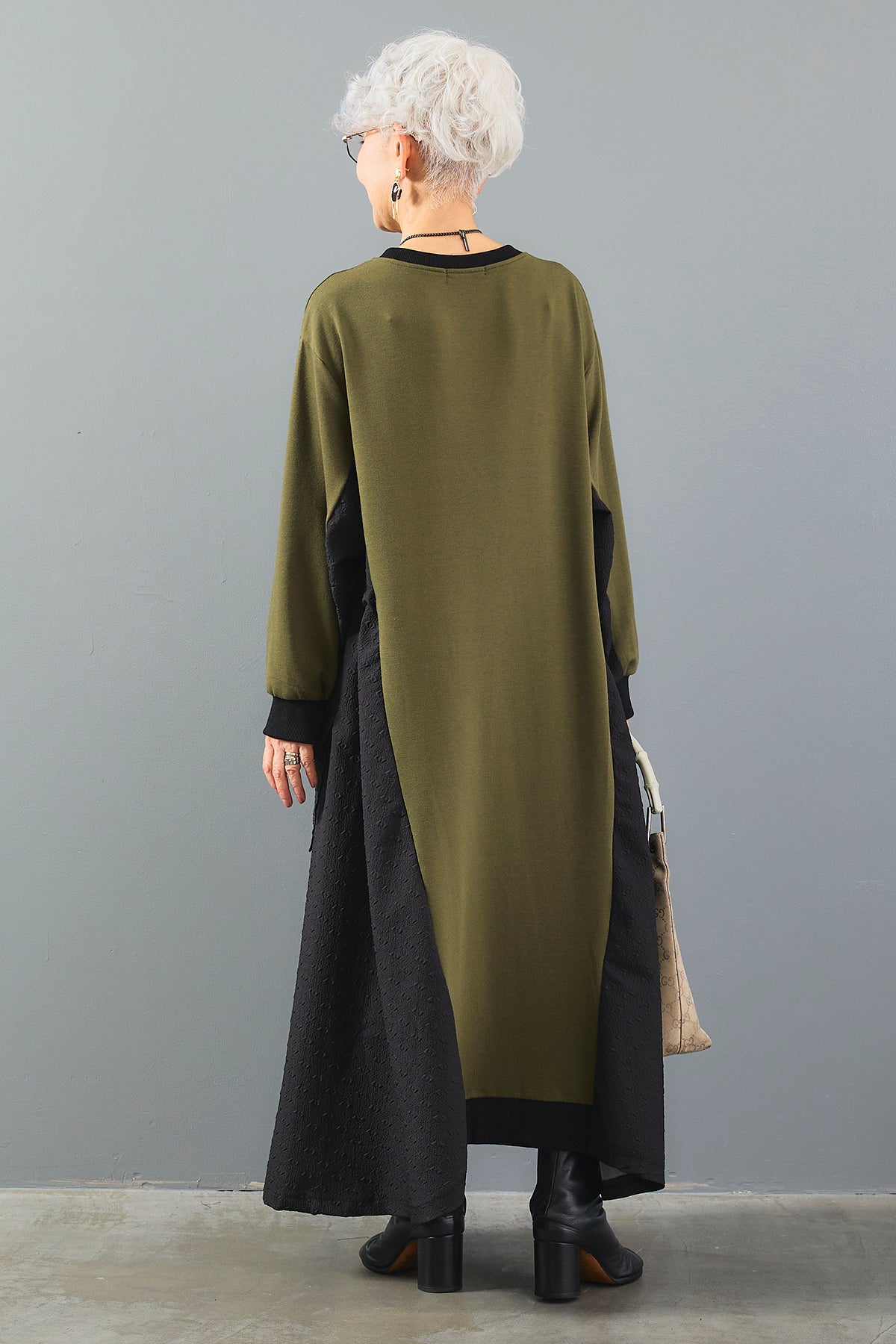 予約】サイドロングジャガードコンビワンピース – AIJAN