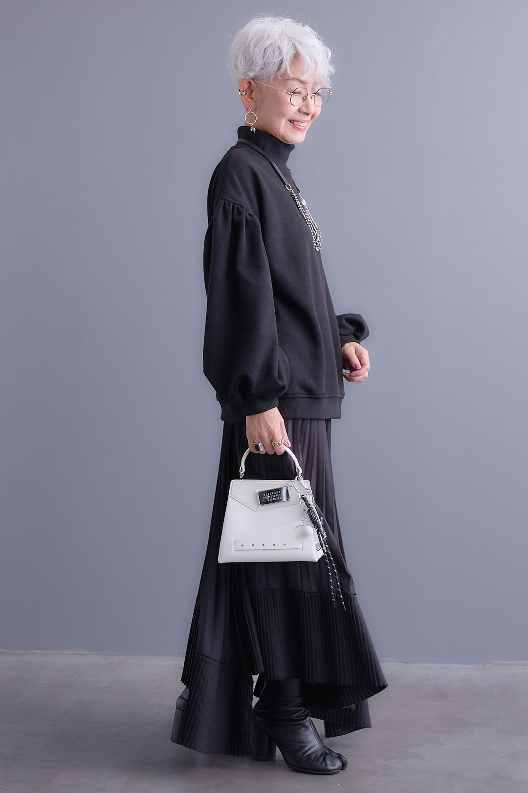 【SET】ボリュームスリーブモックネックプルオーバー+アシンメトリープリーツスカート(2set)