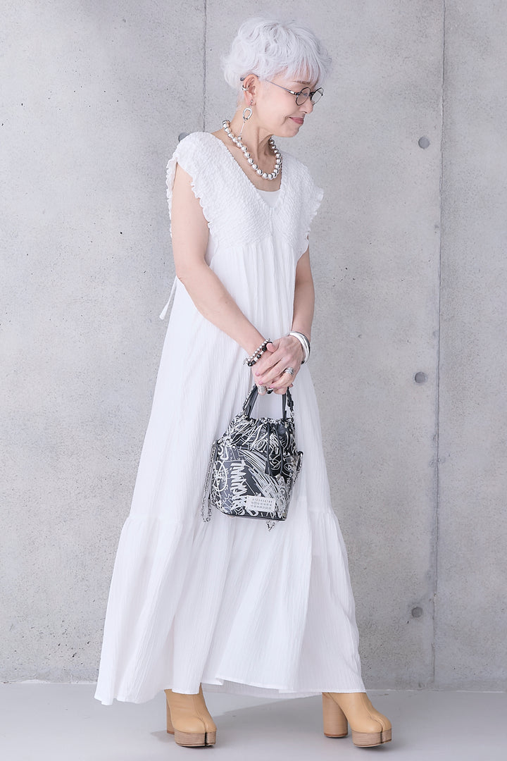 【予約】シャーリングストライプジャガードワンピース