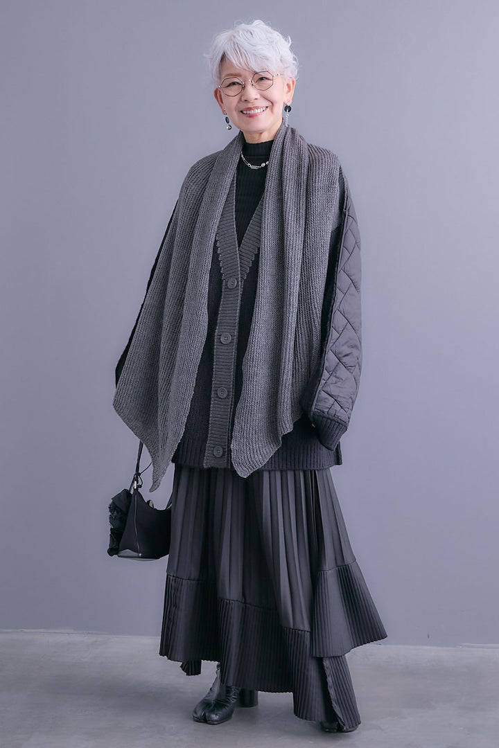 【SET】バックキルティングローゲージニットカーディガン【ストール付き】+アシンメトリープリーツスカート(2set)