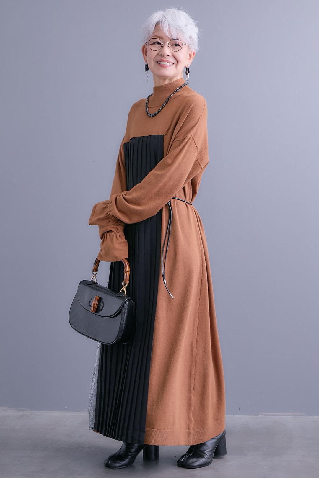 【予約】メタリックプリーツドッキングニットワンピース