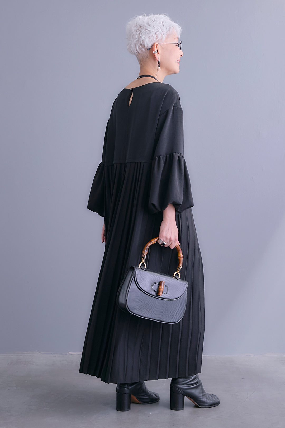 【予約】バルーンスリーブプリーツデザインワンピース