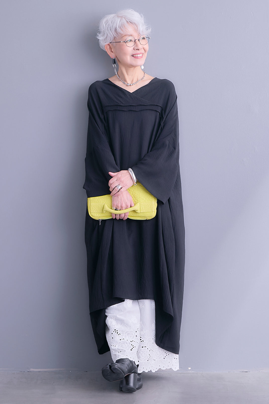 【SET】Vネックリラックスシルエットワンピース+ヘムレースワイドペチパンツ(2set)