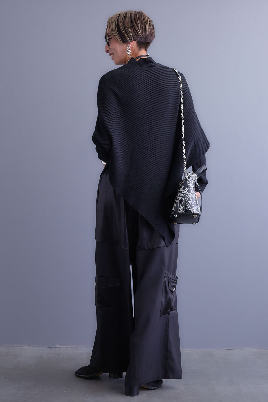 【SET】アシンメトリーオーバーニット+パテントデザインワイドパンツ(2set)