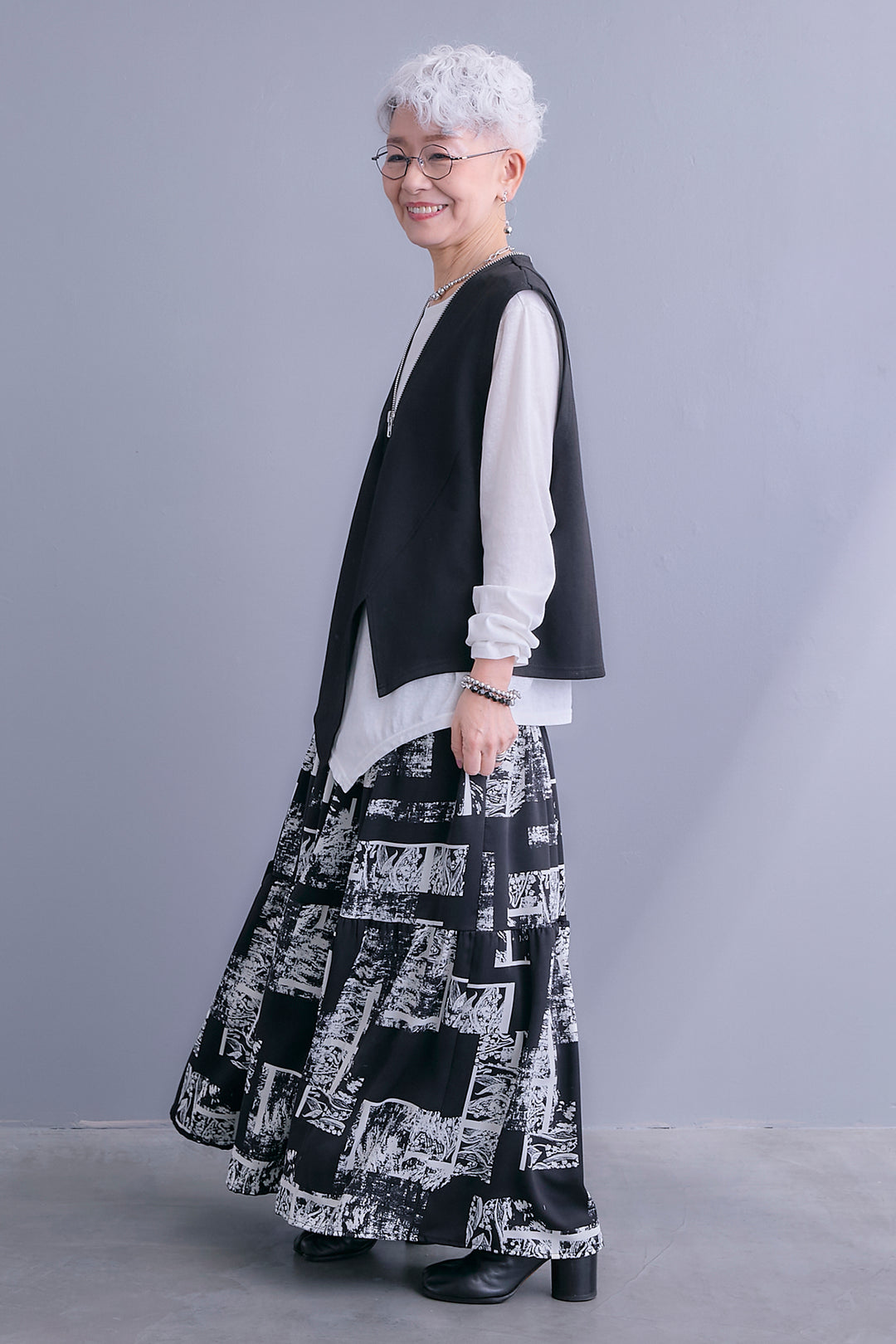 【SET】ZIPオープンVネックベスト+アシメロンT+スズランモノトーンフレアスカート(2set)