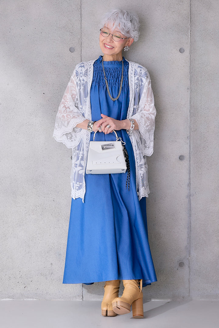 【予約】ソフトデニムシャーリングスタンドネックワンピース