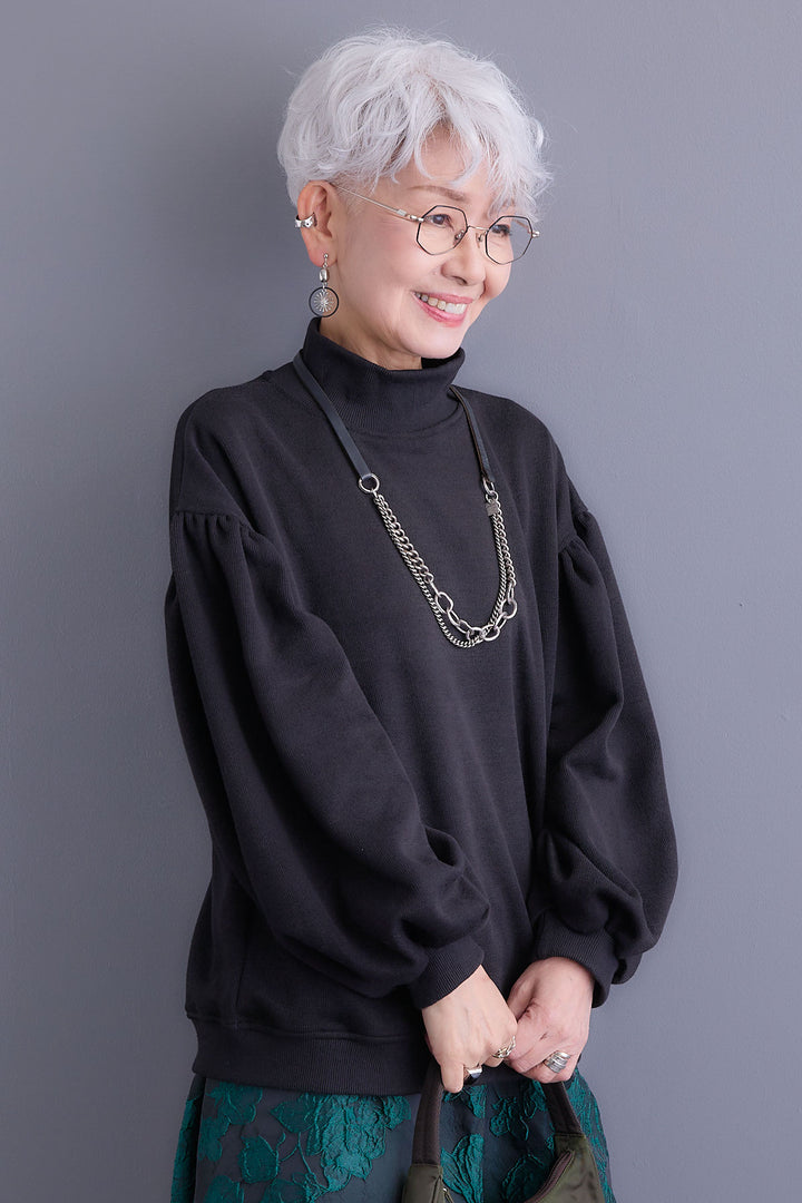 【予約】ボリュームスリーブモックネックプルオーバー