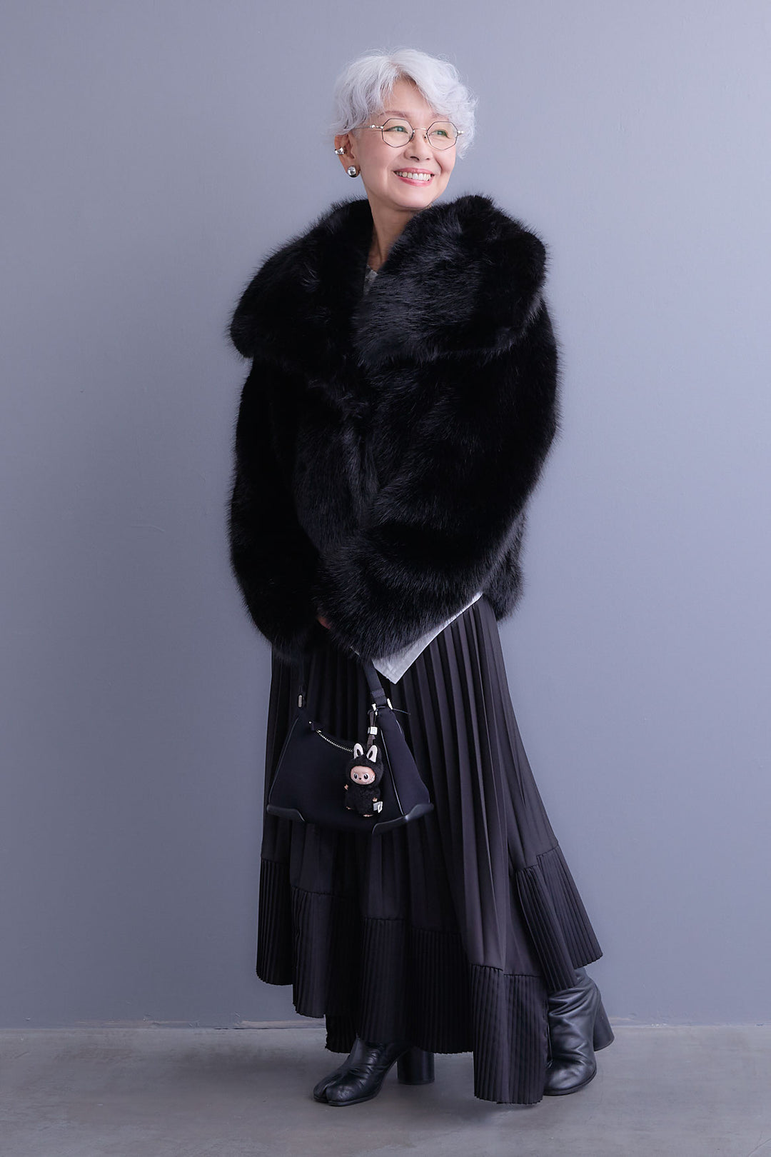 【SET】アシンメトリーロンT+オーバーカラーファーコート+アシンメトリープリーツスカート(3set)